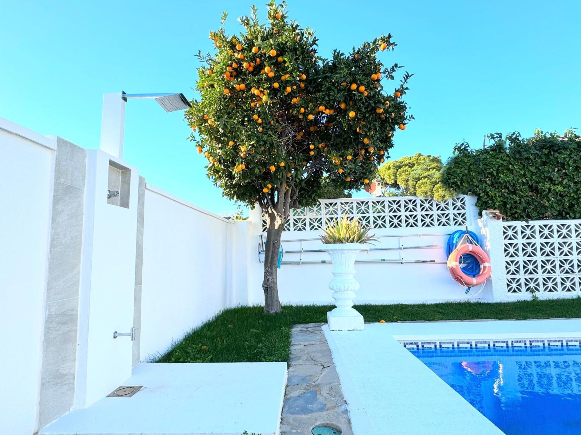 Villa Casacara Marbella Beachside Costabella -Spain Exterior foto