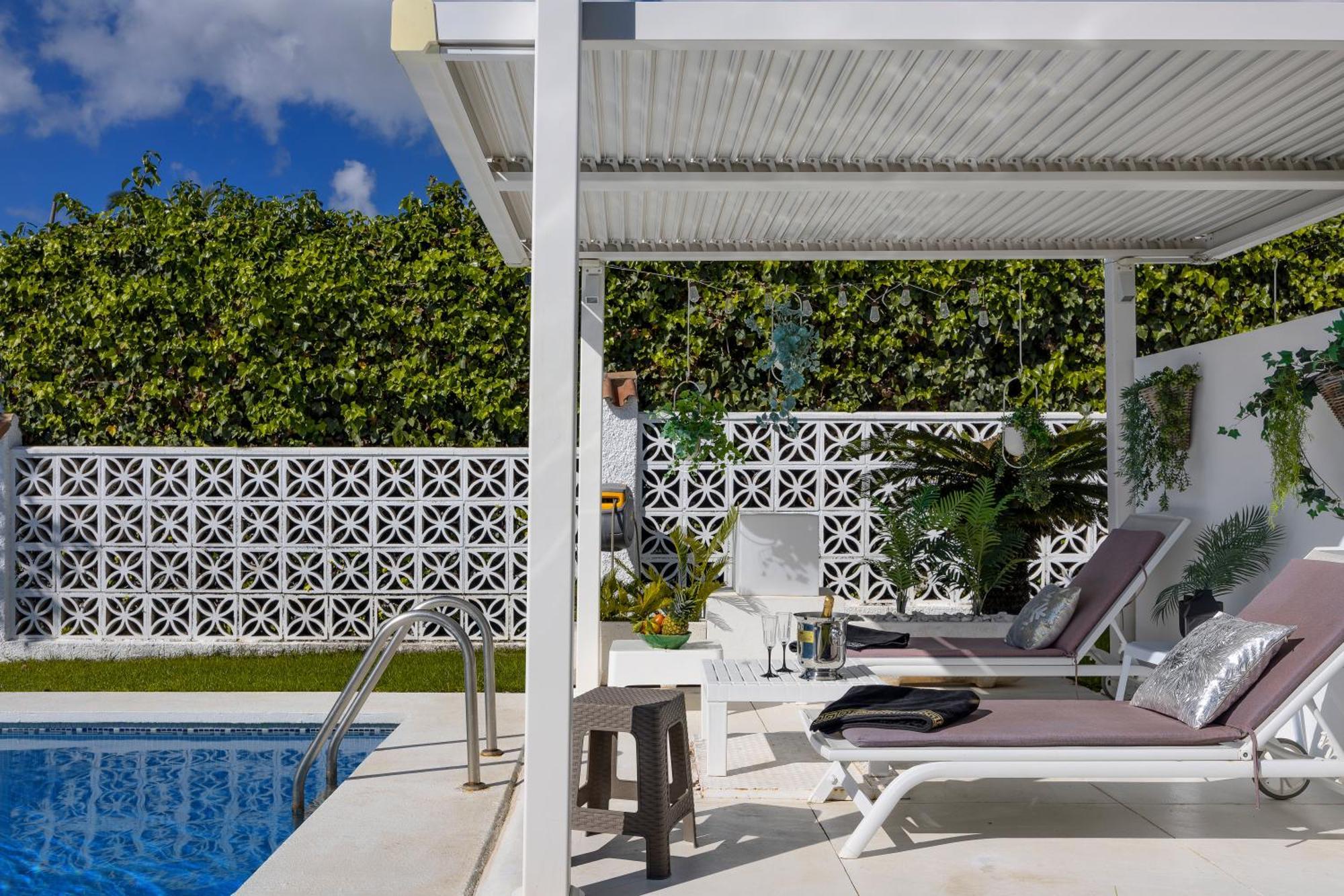 Villa Casacara Marbella Beachside Costabella -Spain Exterior foto