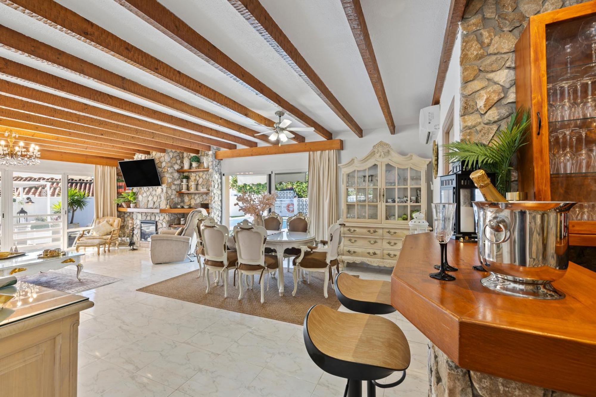 Villa Casacara Marbella Beachside Costabella -Spain Exterior foto